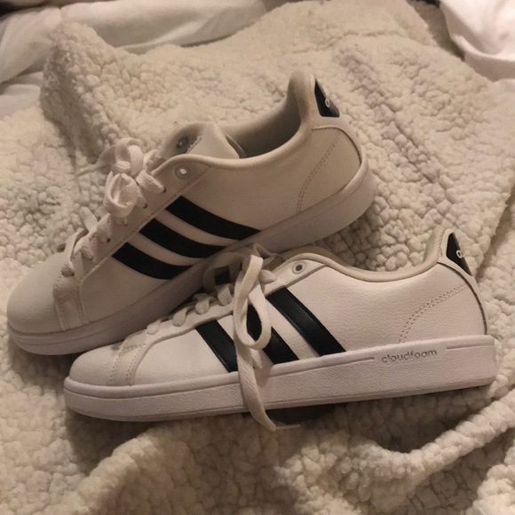 Adidas - Picture 4 of 5